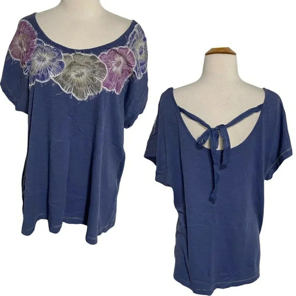 Avenue Tees‎ 2 please 18/20 blue boho top with flowers and bow back - Picture 1 of 6